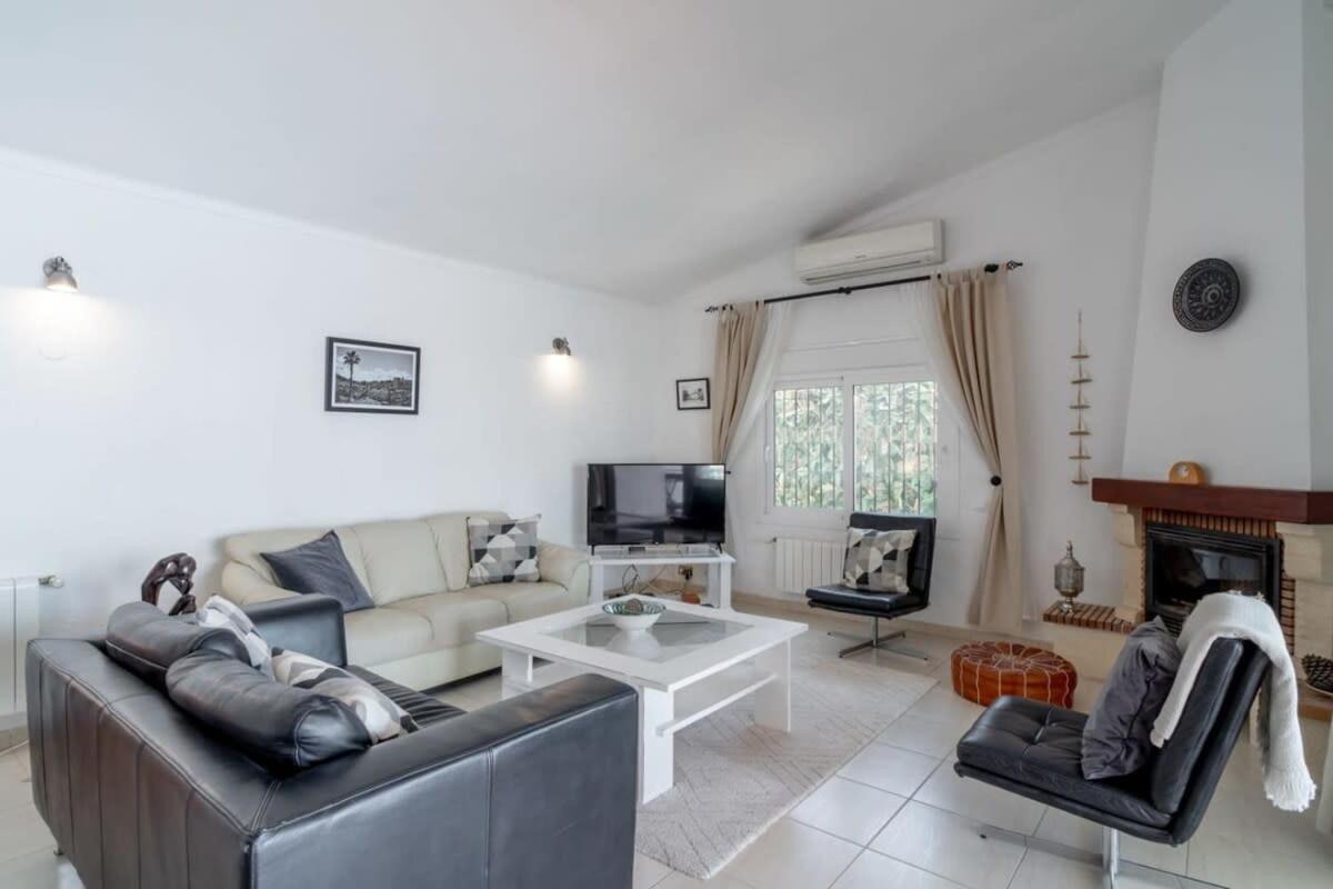 Ballyraine Nerja Exterior photo