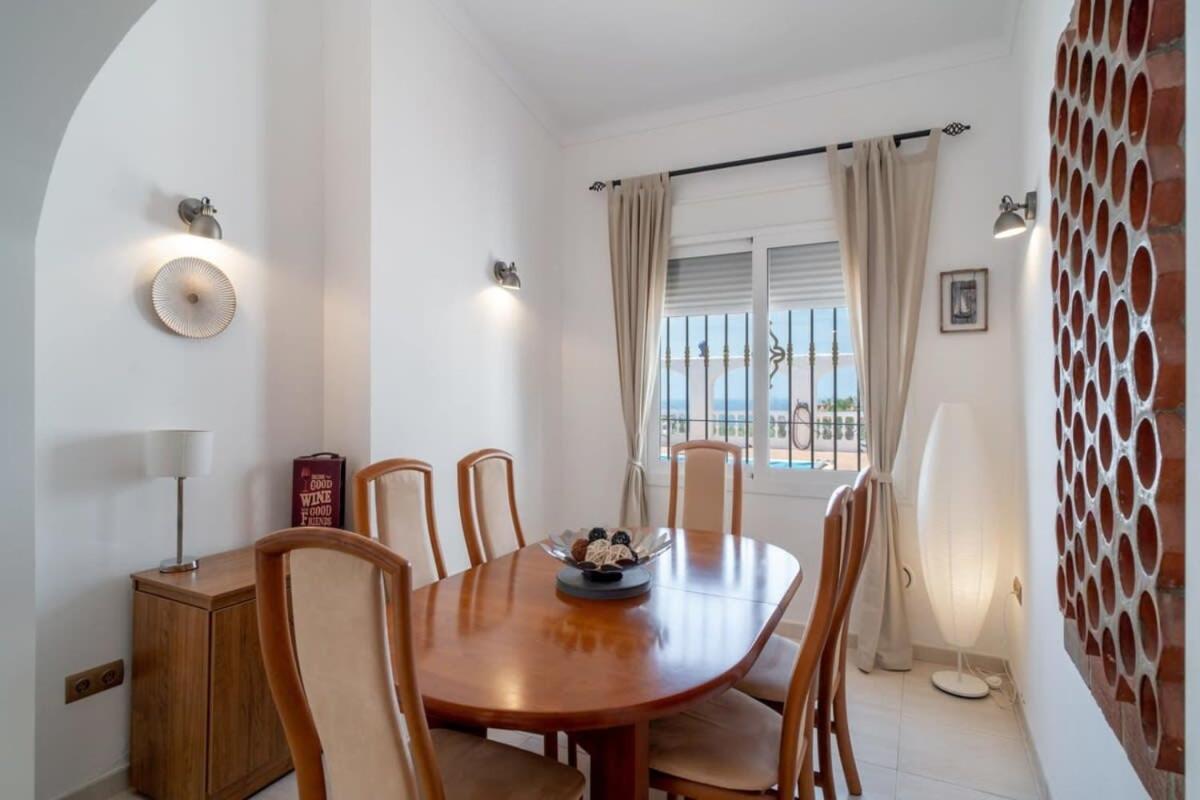 Ballyraine Nerja Exterior photo