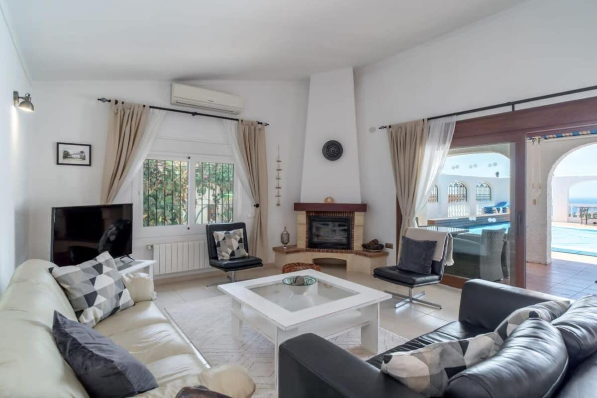 Ballyraine Nerja Exterior photo